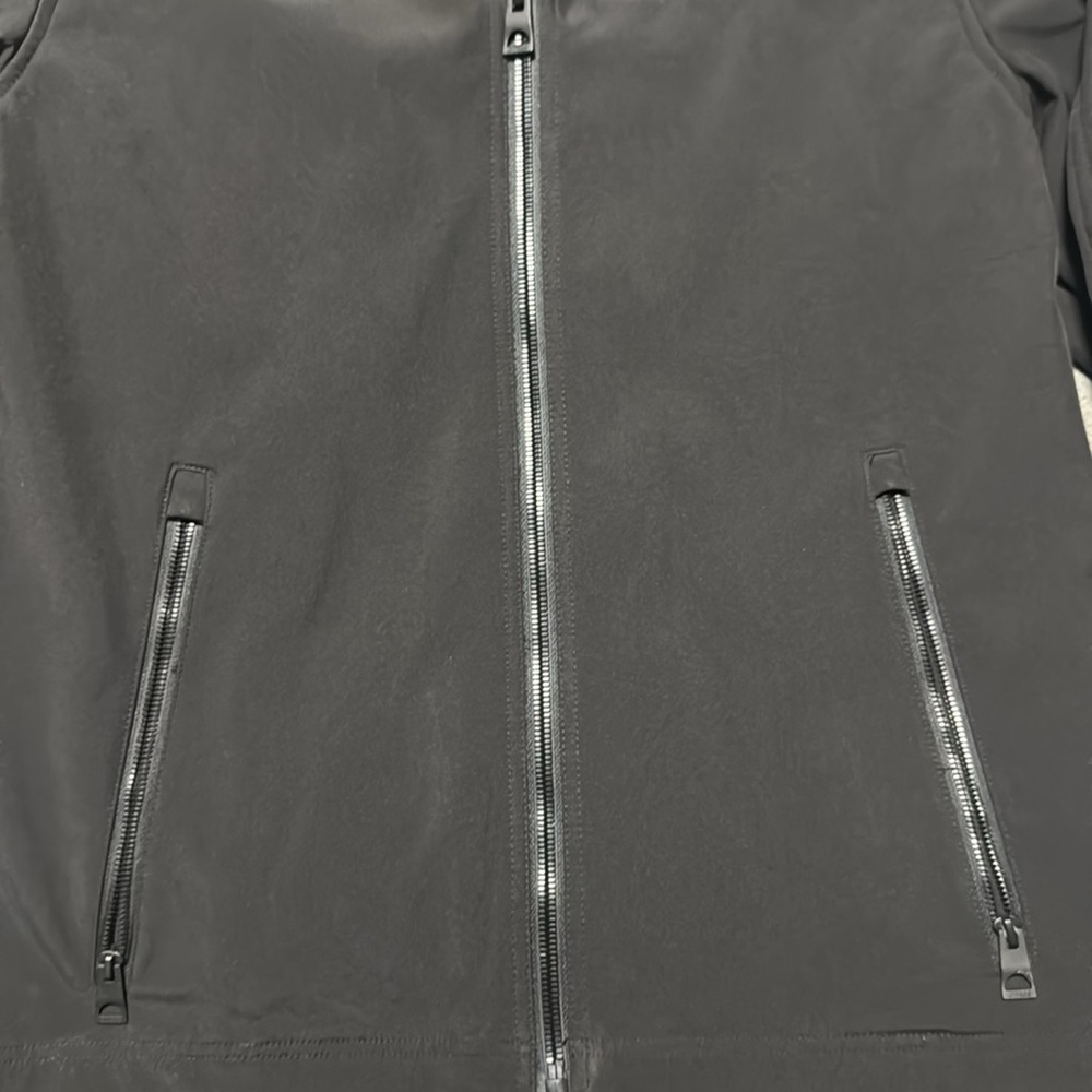 NWT GUESS - Soft Shell Jacket - Picture 3 of 5